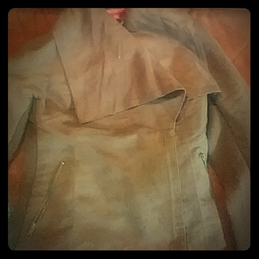 NY AND CO COLLECTION SUEDE JACKET NEVER WORN !!!